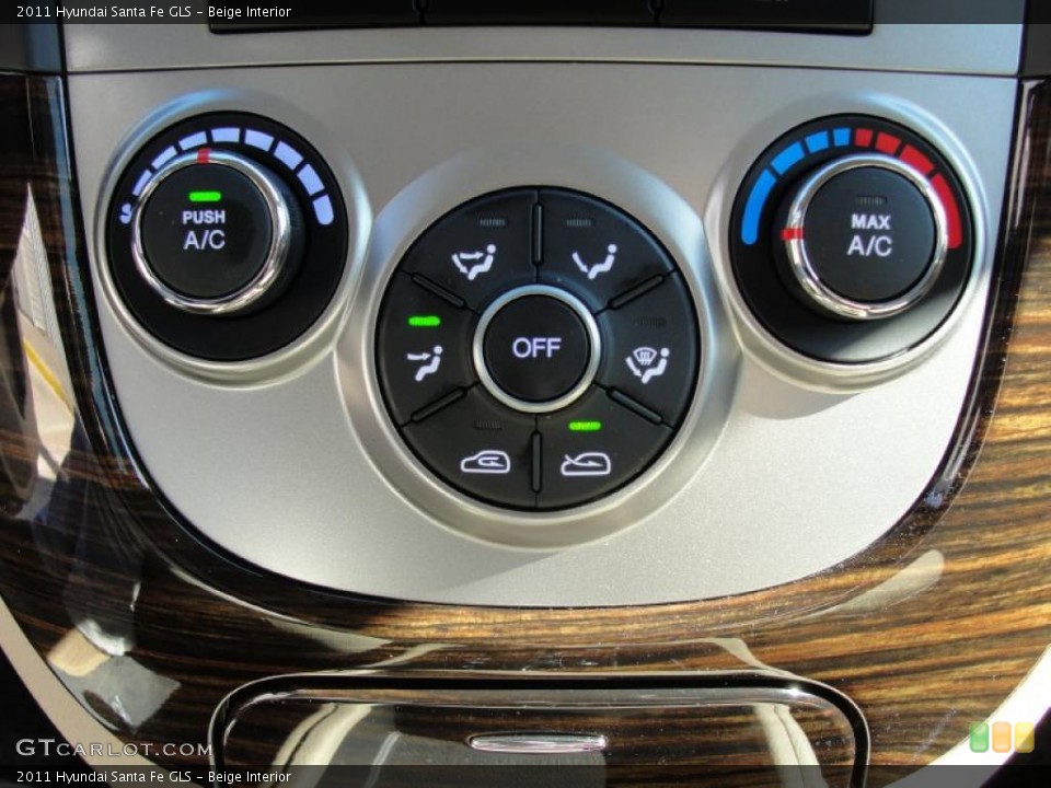 Beige Interior Controls for the 2011 Hyundai Santa Fe GLS #44099760