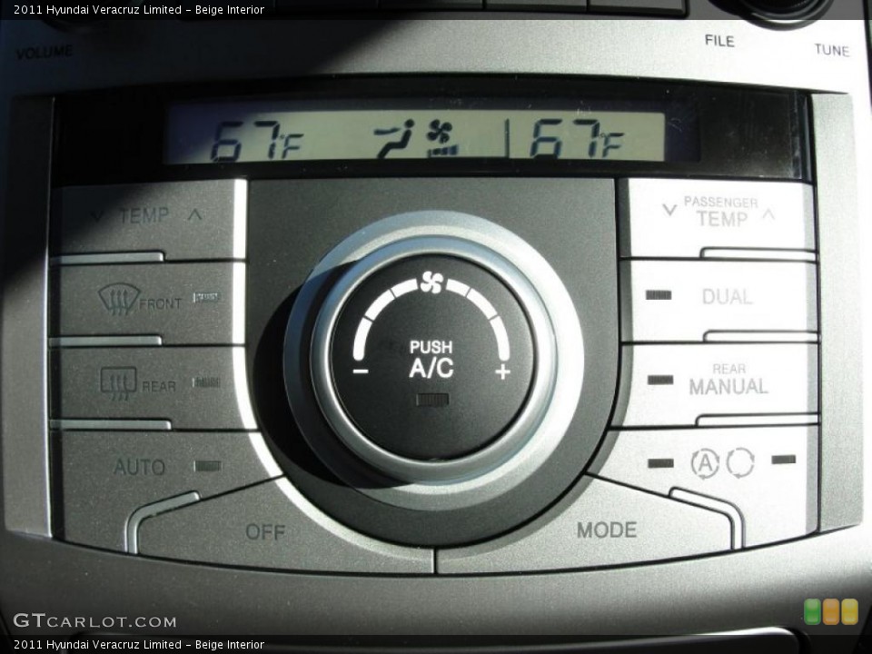 Beige Interior Controls for the 2011 Hyundai Veracruz Limited #44109234