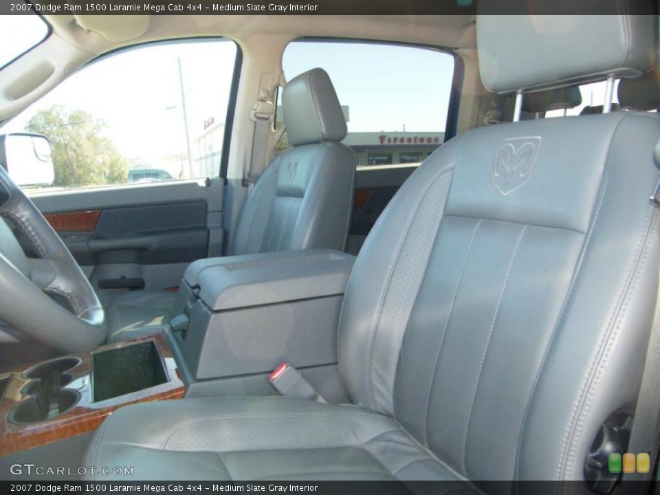 Medium Slate Gray Interior Photo for the 2007 Dodge Ram 1500 Laramie Mega Cab 4x4 #44117542