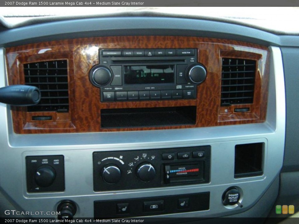 Medium Slate Gray Interior Controls for the 2007 Dodge Ram 1500 Laramie Mega Cab 4x4 #44117634
