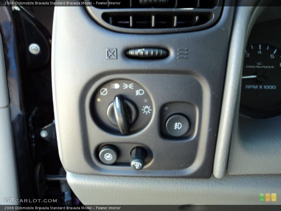 Pewter Interior Controls for the 2004 Oldsmobile Bravada  #44144803