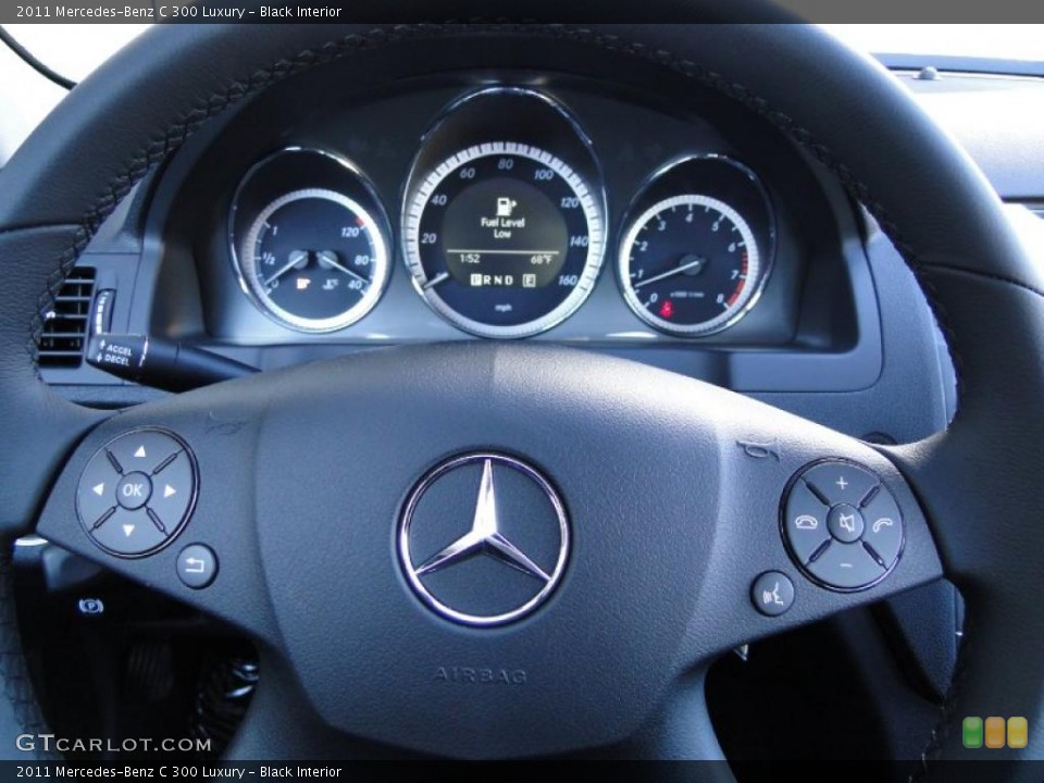 Black Interior Gauges for the 2011 Mercedes-Benz C 300 Luxury #44146153