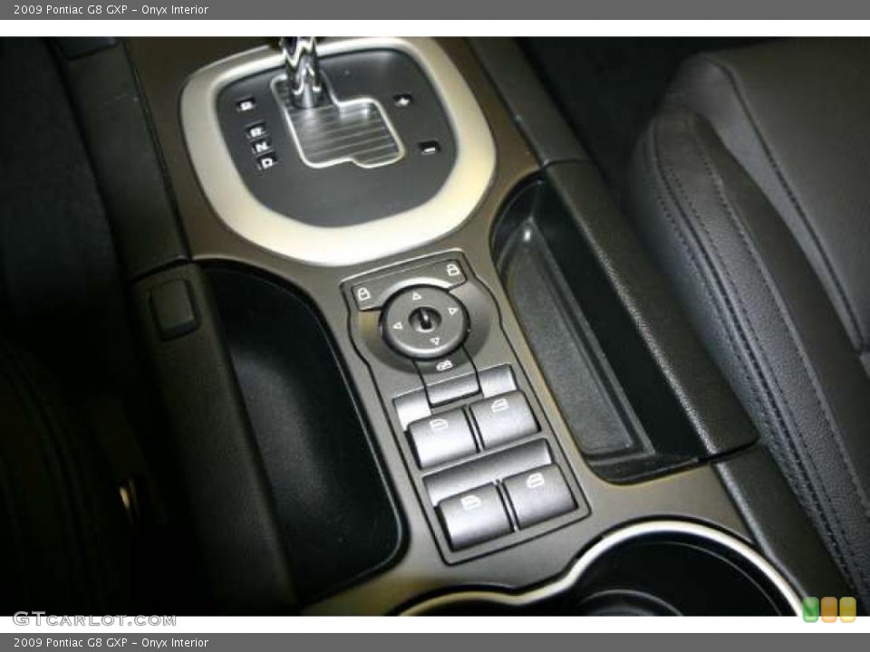 Onyx Interior Controls for the 2009 Pontiac G8 GXP #44186039