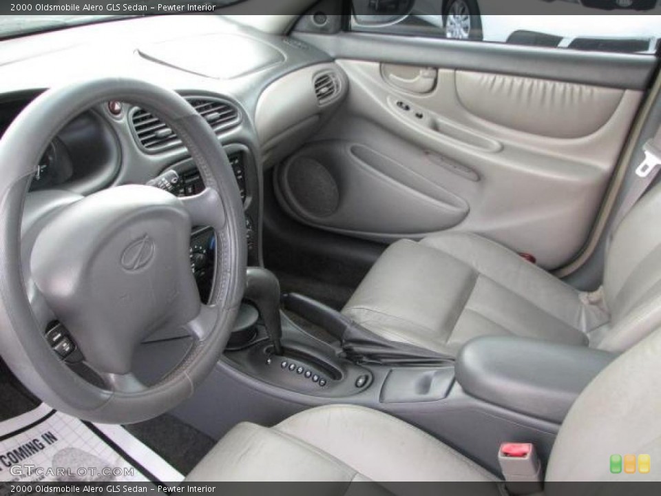 Pewter Interior Photo for the 2000 Oldsmobile Alero GLS Sedan #44186343