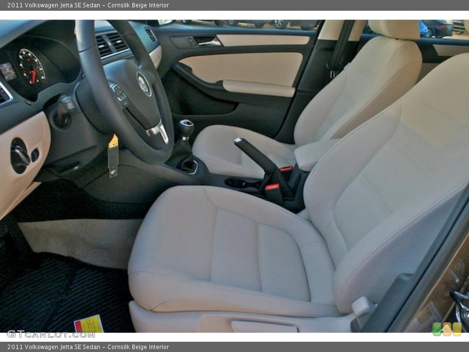 Cornsilk Beige Interior Photo for the 2011 Volkswagen Jetta SE Sedan #44191671