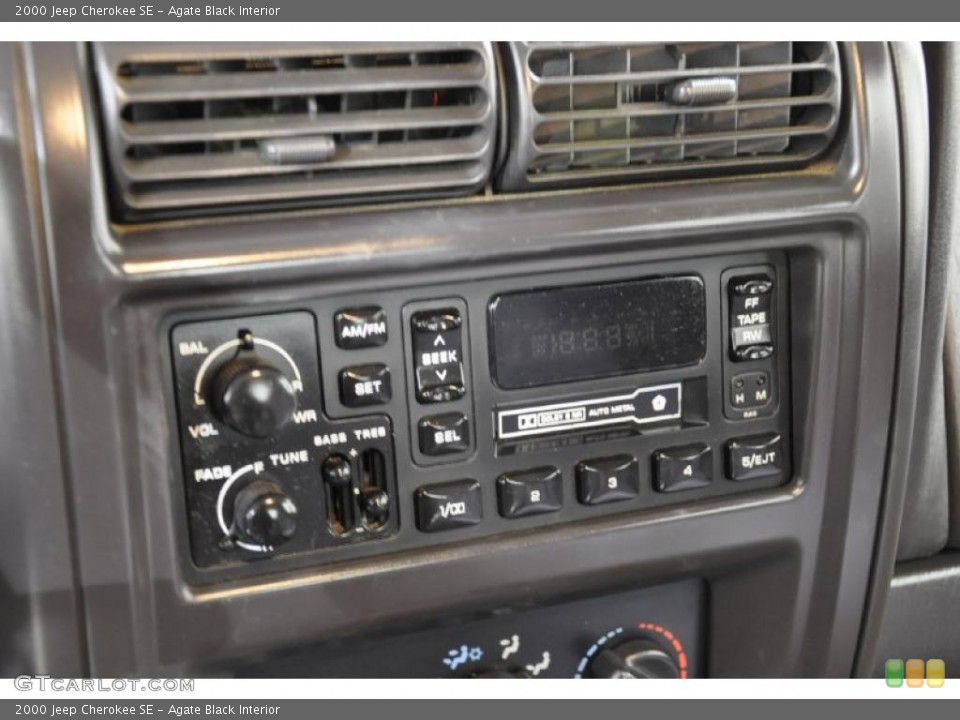 Agate Black Interior Controls for the 2000 Jeep Cherokee SE #44192158