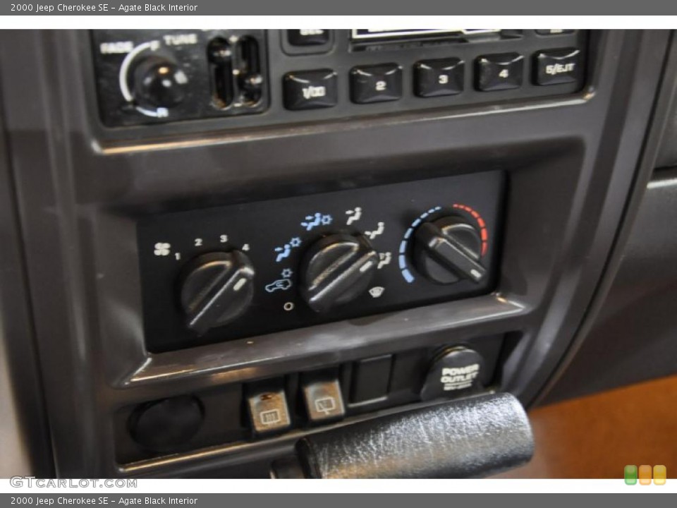 Agate Black Interior Controls for the 2000 Jeep Cherokee SE #44192174