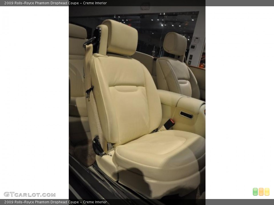Creme Interior Photo for the 2009 Rolls-Royce Phantom Drophead Coupe #44206919