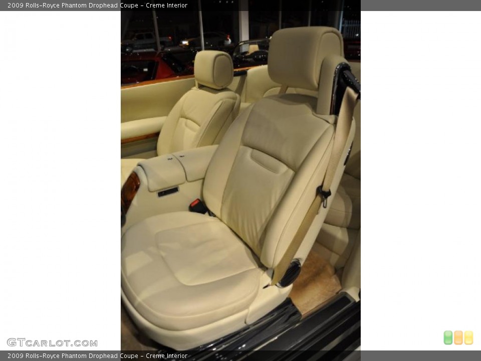 Creme Interior Photo for the 2009 Rolls-Royce Phantom Drophead Coupe #44206935