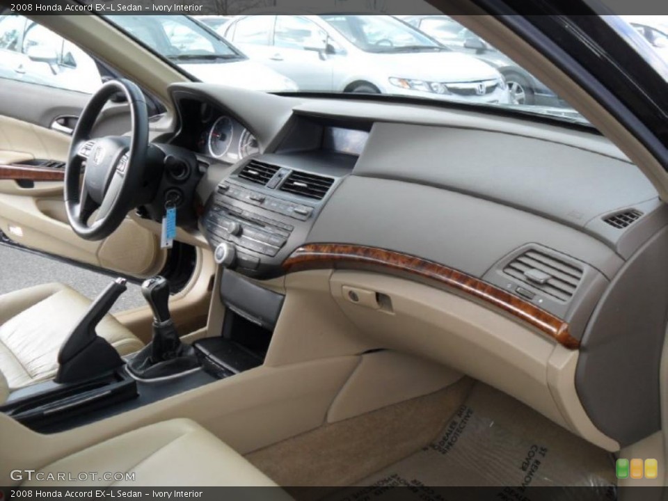 Ivory Interior Dashboard for the 2008 Honda Accord EX-L Sedan #44213838