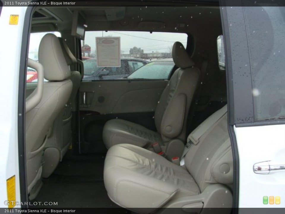 Bisque Interior Photo for the 2011 Toyota Sienna XLE #44245125