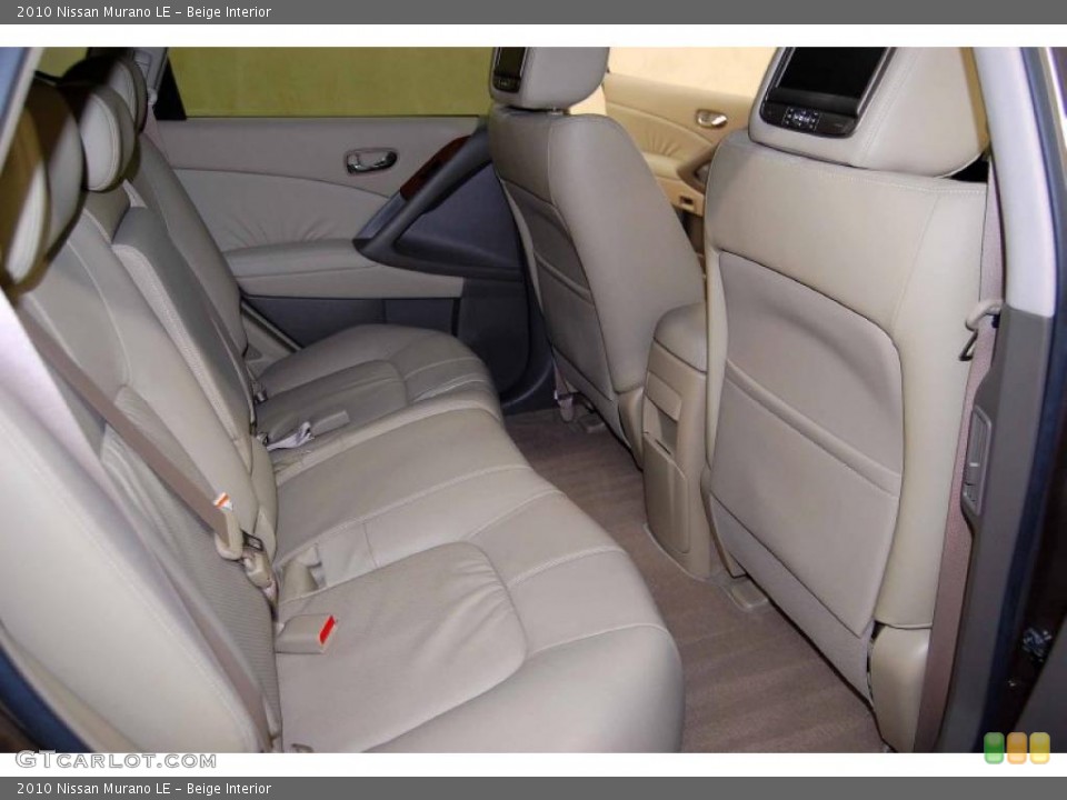 Beige Interior Photo for the 2010 Nissan Murano LE #44256312