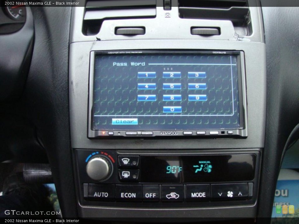 Black Interior Controls for the 2002 Nissan Maxima GLE #44264116