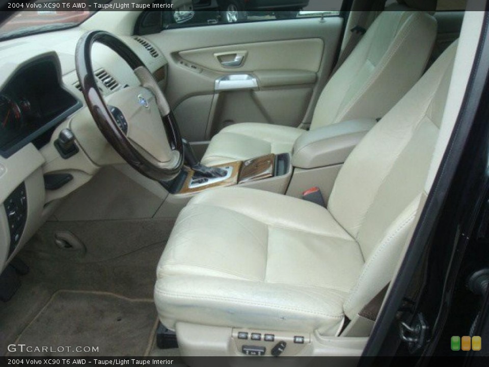 Taupe/Light Taupe Interior Photo for the 2004 Volvo XC90 T6 AWD #44272217