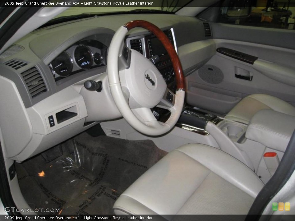 Light Graystone Royale Leather Interior Photo for the 2009 Jeep Grand Cherokee Overland 4x4 #44276225