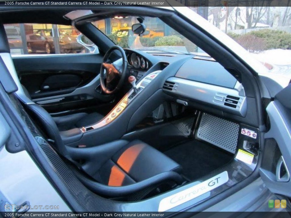 Dark Grey Natural Leather Interior Photo for the 2005 Porsche Carrera GT  #44289504