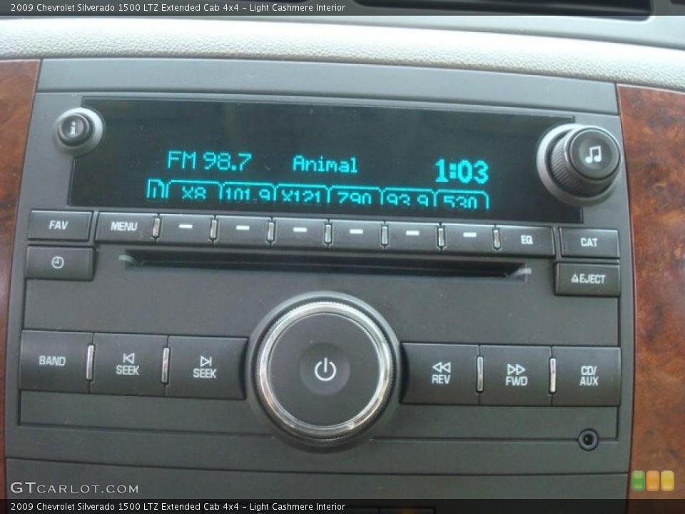 Light Cashmere Interior Controls for the 2009 Chevrolet Silverado 1500 LTZ Extended Cab 4x4 #44290508