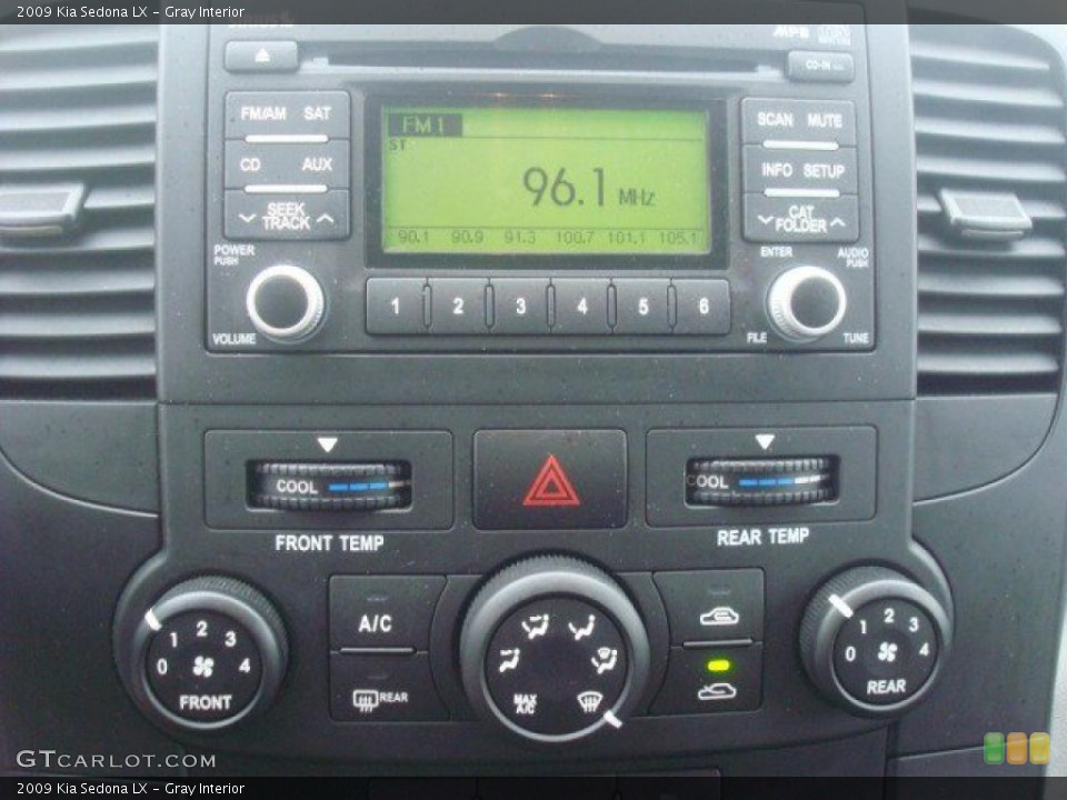 Gray Interior Controls for the 2009 Kia Sedona LX #44297470