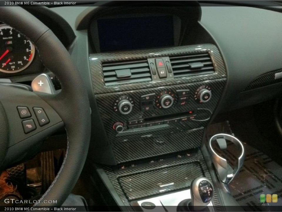 Black Interior Controls for the 2010 BMW M6 Convertible #44319641