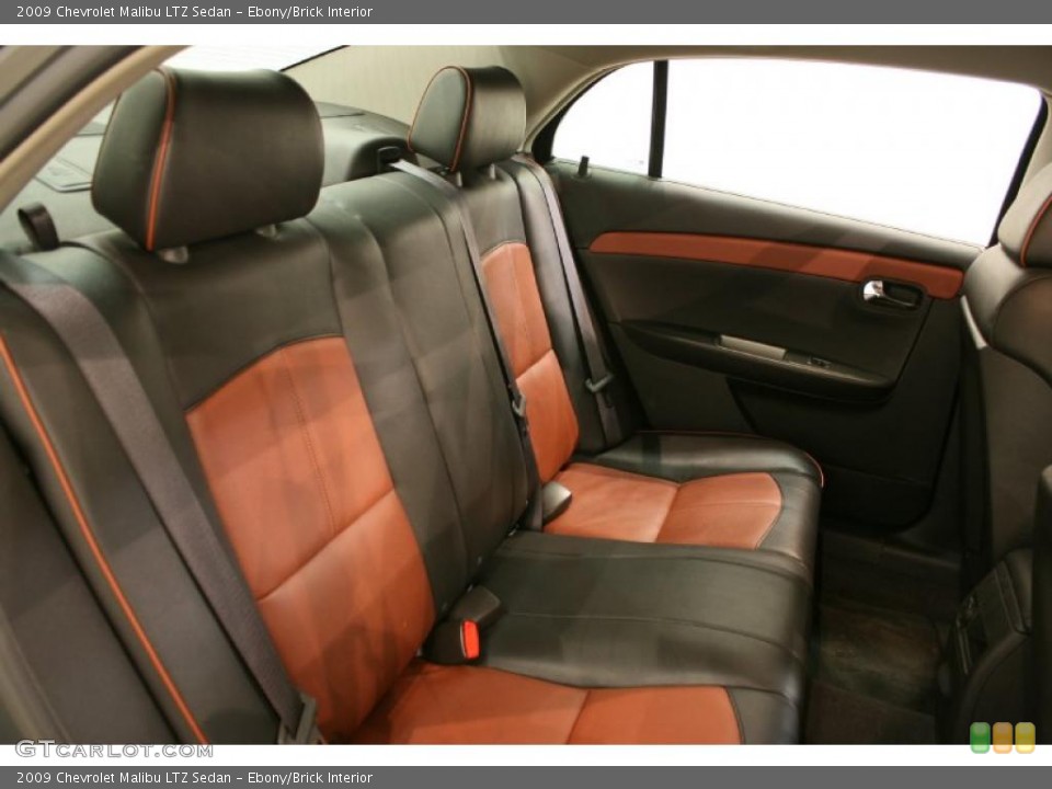 Ebony/Brick Interior Photo for the 2009 Chevrolet Malibu LTZ Sedan #44320153