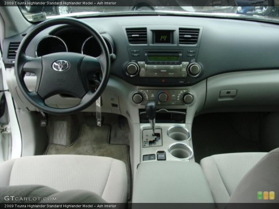 Ash Interior Dashboard for the 2009 Toyota Highlander  #44333562