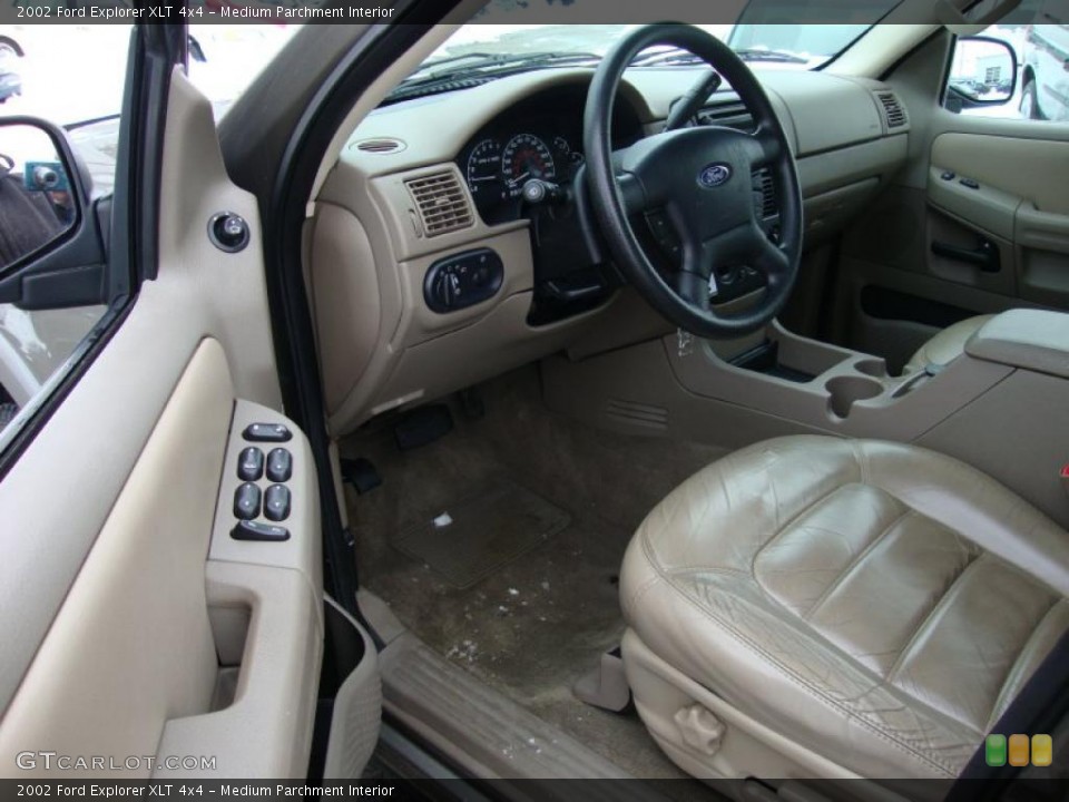Medium Parchment Interior Photo for the 2002 Ford Explorer XLT 4x4 #44347870