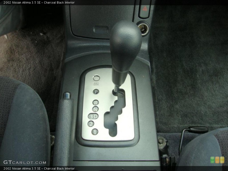 Charcoal Black Interior Transmission for the 2002 Nissan Altima 3.5 SE #44349194