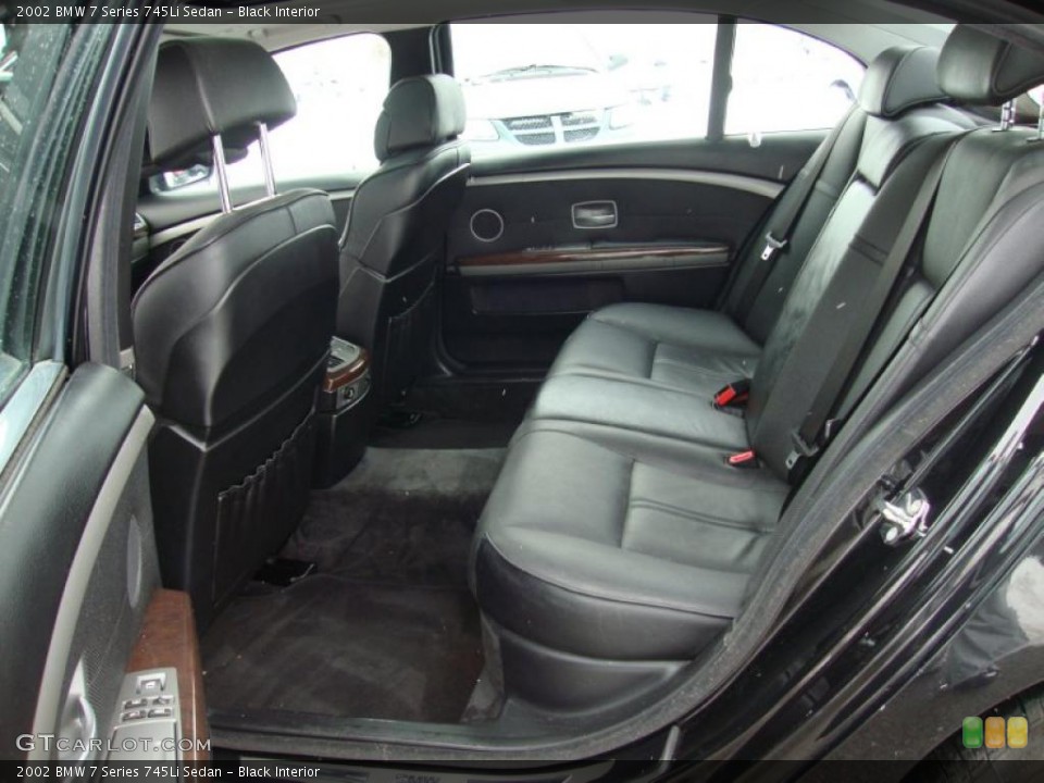 Black Interior Photo for the 2002 BMW 7 Series 745Li Sedan #44351334