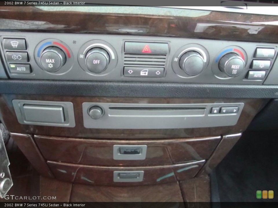 Black Interior Controls for the 2002 BMW 7 Series 745Li Sedan #44351578