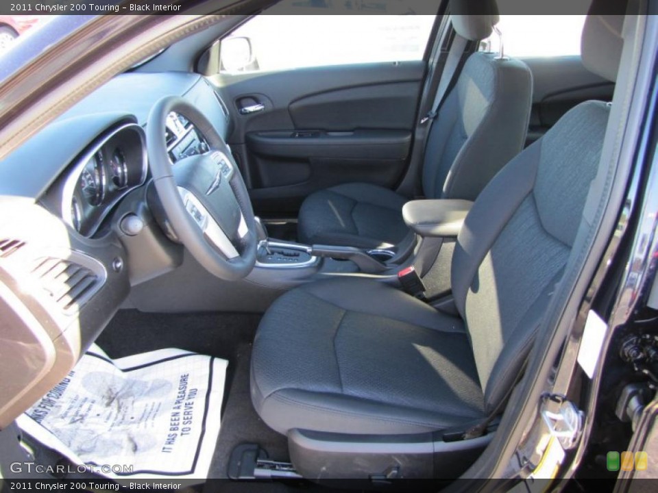 Black Interior Photo for the 2011 Chrysler 200 Touring #44354214