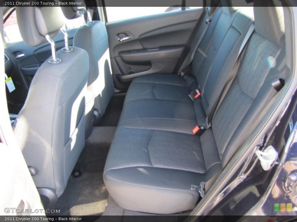 Black Interior Photo for the 2011 Chrysler 200 Touring #44354230