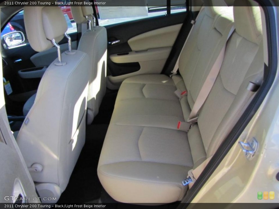 Black/Light Frost Beige Interior Photo for the 2011 Chrysler 200 Touring #44354466