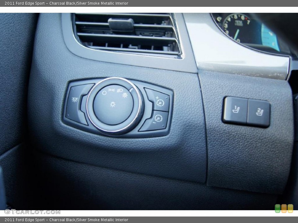 Charcoal Black/Silver Smoke Metallic Interior Controls for the 2011 Ford Edge Sport #44370194