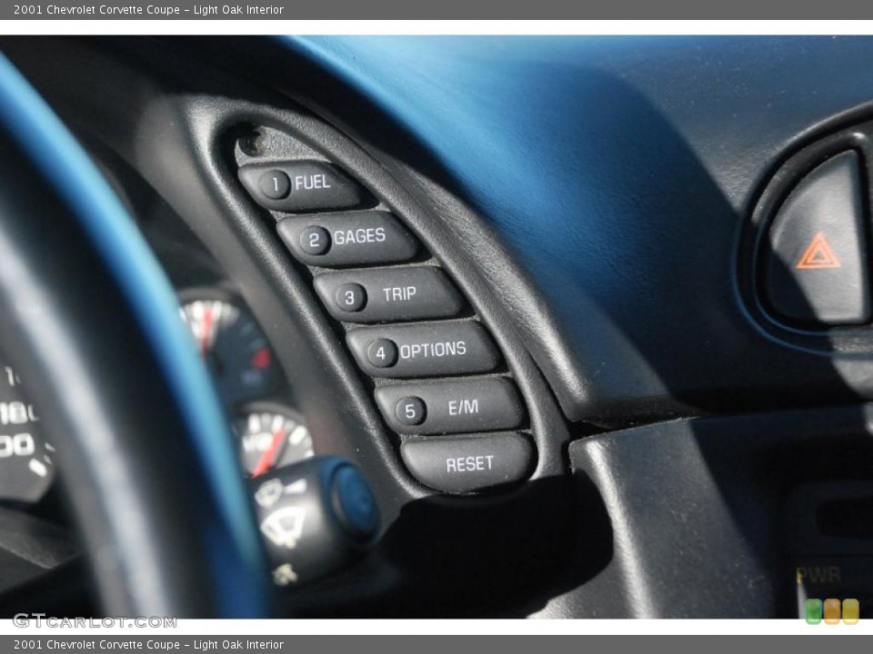 Light Oak Interior Controls for the 2001 Chevrolet Corvette Coupe #44379684