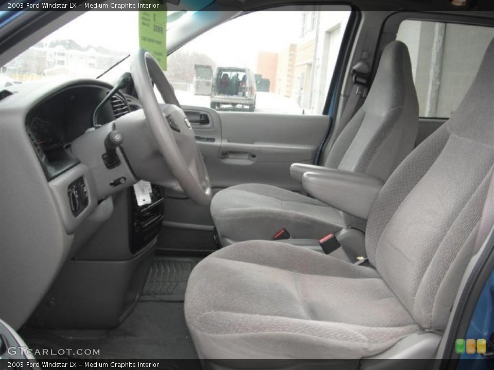 Medium Graphite Interior Photo for the 2003 Ford Windstar LX #44420566
