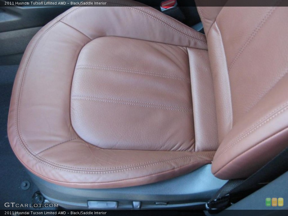 Black/Saddle Interior Photo for the 2011 Hyundai Tucson Limited AWD #44439046