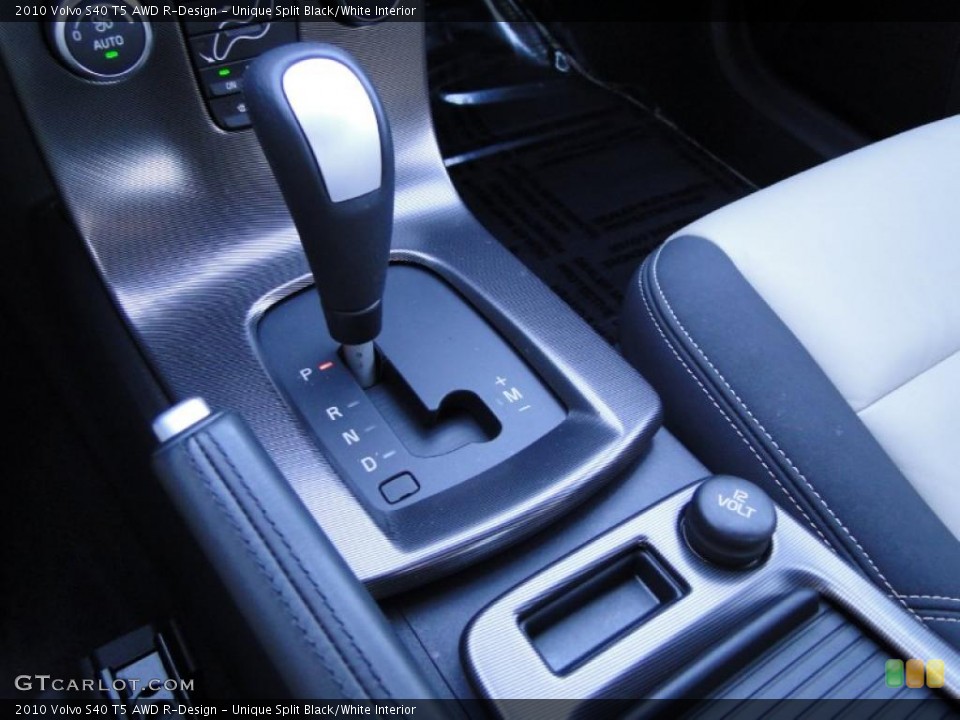 Unique Split Black/White Interior Transmission for the 2010 Volvo S40 T5 AWD R-Design #44445410