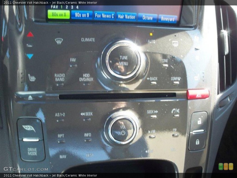 Jet Black/Ceramic White Interior Controls for the 2011 Chevrolet Volt Hatchback #44480778