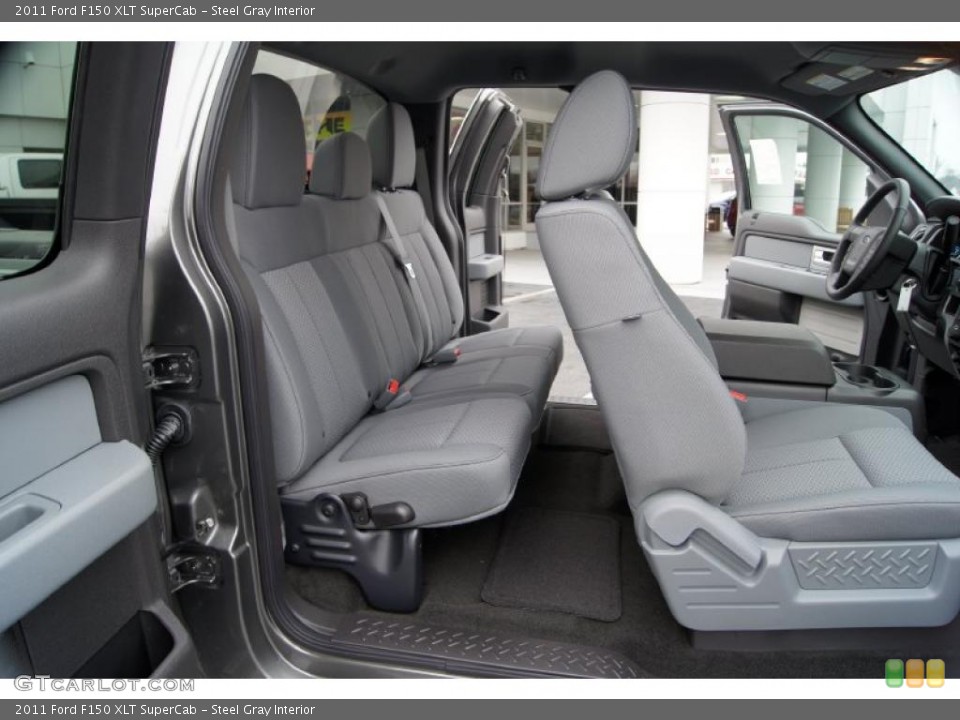 Steel Gray Interior Photo for the 2011 Ford F150 XLT SuperCab #44523739