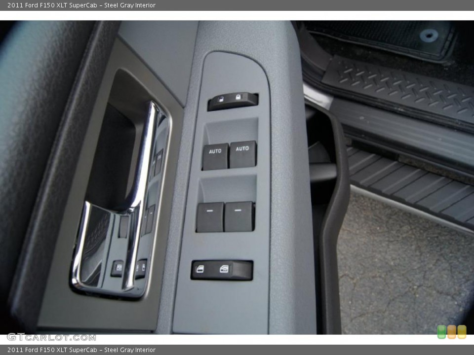 Steel Gray Interior Controls for the 2011 Ford F150 XLT SuperCab #44523884