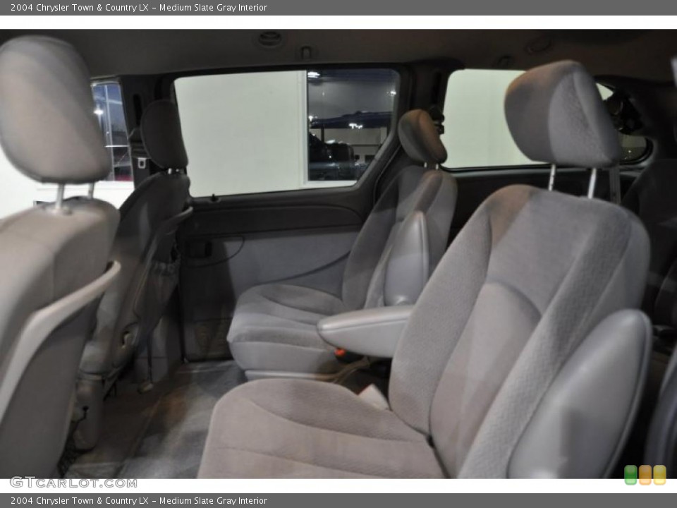 Medium Slate Gray Interior Photo for the 2004 Chrysler Town & Country LX #44564169