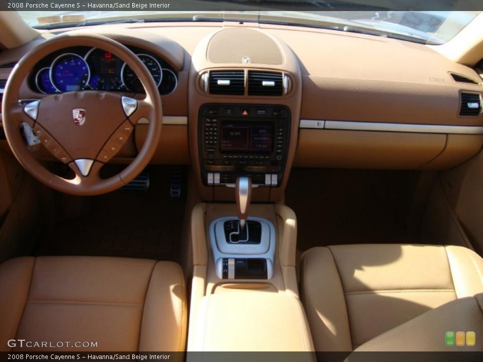 Havanna/Sand Beige Interior Dashboard for the 2008 Porsche Cayenne S #44566213