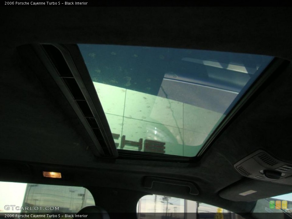 Black Interior Sunroof for the 2006 Porsche Cayenne Turbo S #44566761