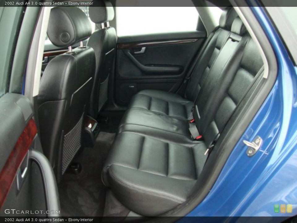 Ebony Interior Photo for the 2002 Audi A4 3.0 quattro Sedan #44569041