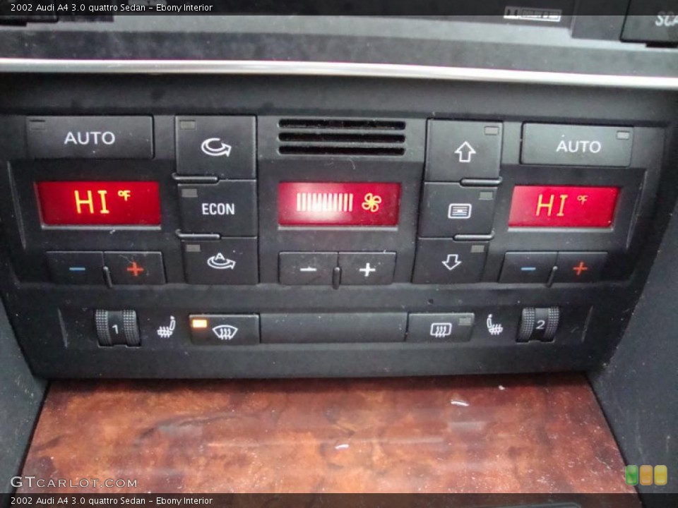 Ebony Interior Controls for the 2002 Audi A4 3.0 quattro Sedan #44569337
