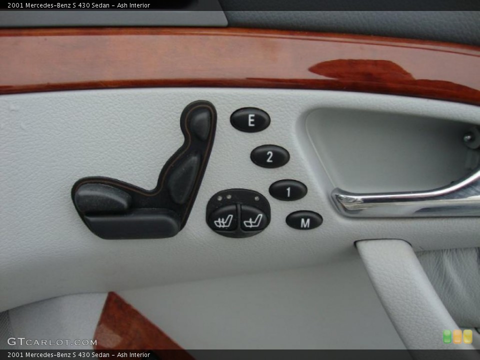 Ash Interior Controls for the 2001 Mercedes-Benz S 430 Sedan #44575605