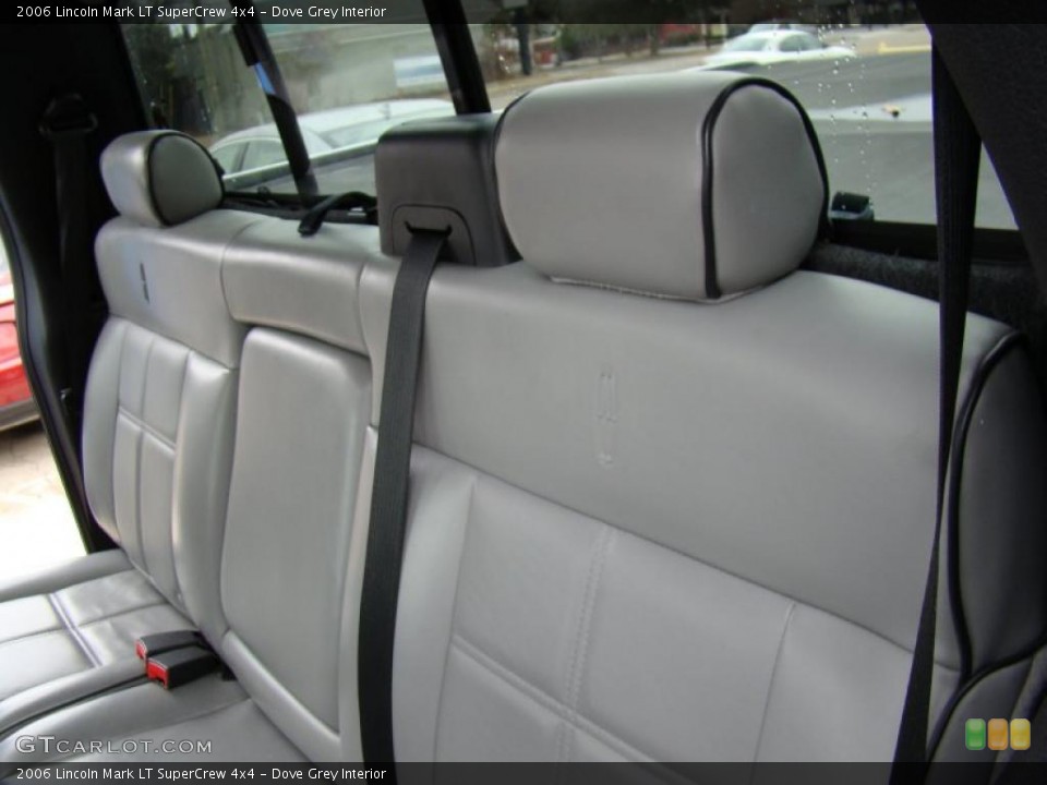 Dove Grey Interior Photo for the 2006 Lincoln Mark LT SuperCrew 4x4 #44595971