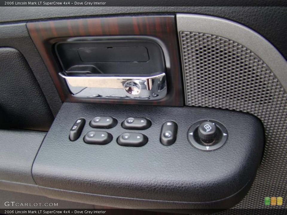 Dove Grey Interior Controls for the 2006 Lincoln Mark LT SuperCrew 4x4 #44596145