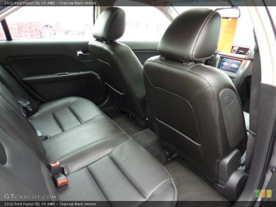 Charcoal Black Interior Photo for the 2010 Ford Fusion SEL V6 AWD #44610390
