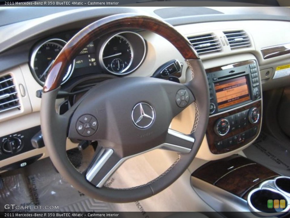 Cashmere Interior Steering Wheel for the 2011 Mercedes-Benz R 350 BlueTEC 4Matic #44612522